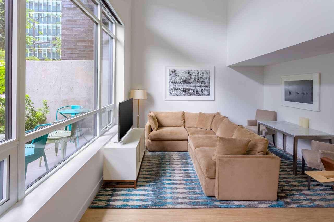 Ascent South Lake Union Apartments 1145 Republican St, Seattle, WA