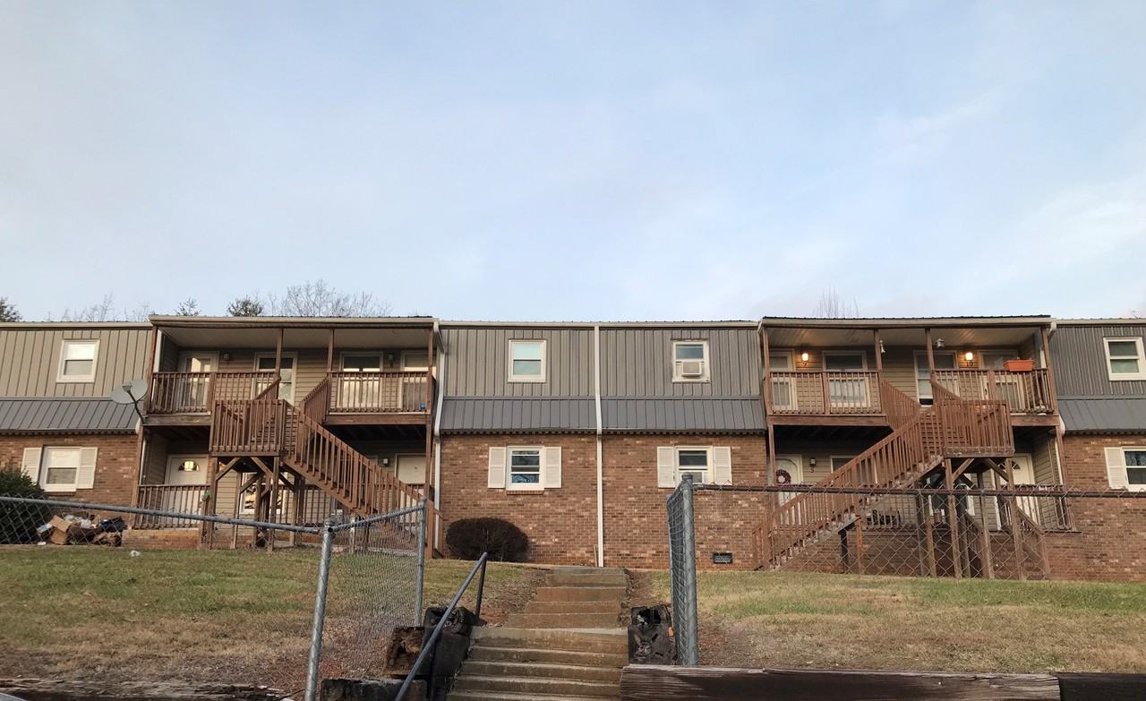 1471 Old Us 52 S Apartments in Pilot Mountain, NC 27041 Zumper