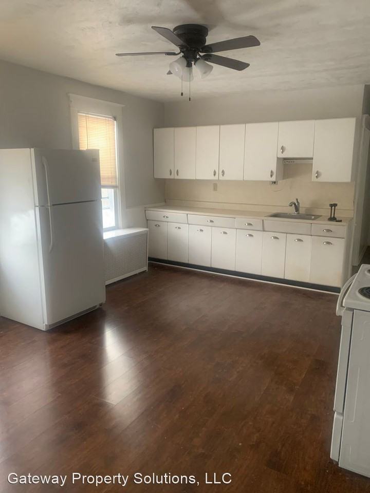 49 MCCLEARY Ave. AMSTERDAM, NY 12010 Priglioni Properties, LLC