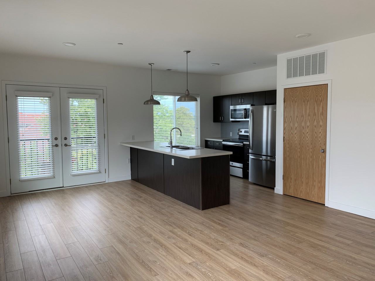 Blackstone Apartments (Union, Station, Depot) 3906 Farnam Street