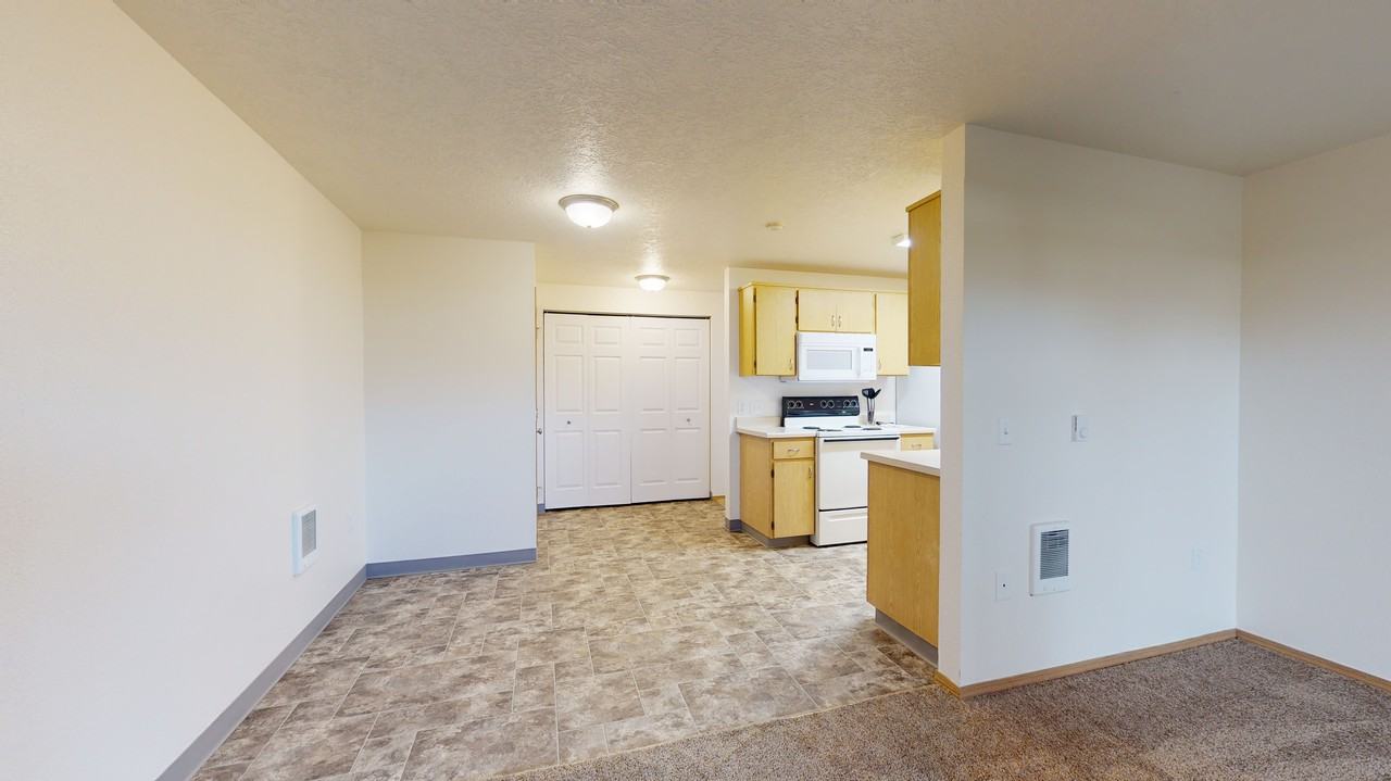 Redwood & Waverly Square Apartments 15152221 Waverly Drive, Albany