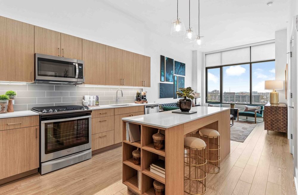 One Oak Brook Commons Apartments 2150 Mcdonalds Dr, Oak Brook, IL