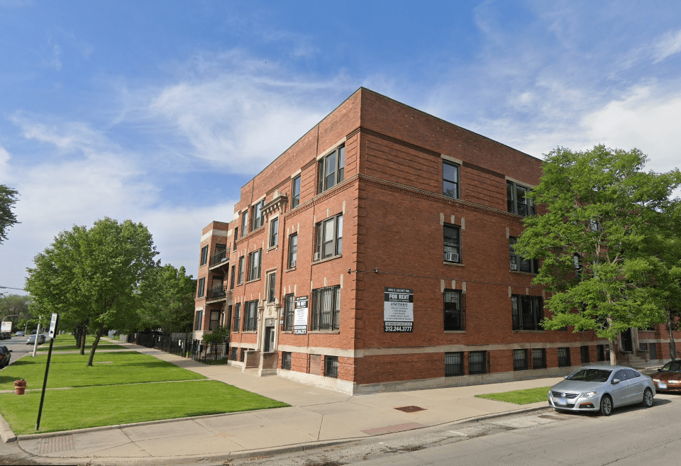 Calumet / 60th Apartments 5957 South Calumet Avenue 302, Chicago, IL