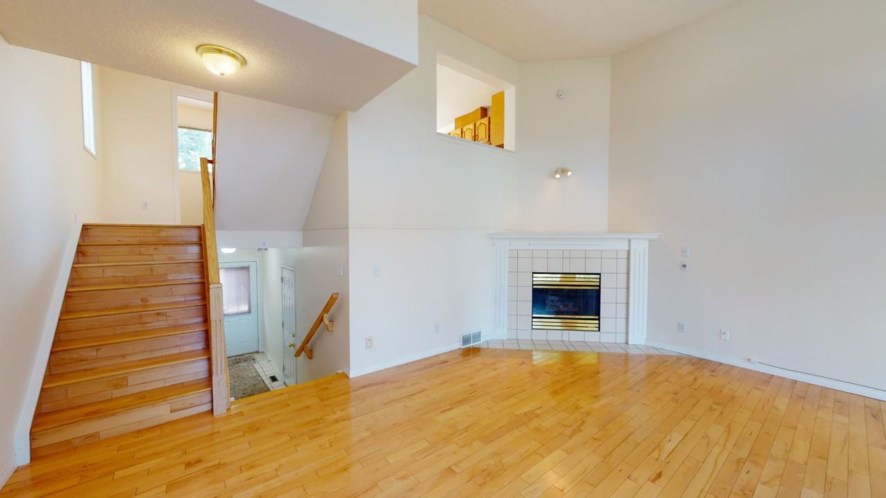 116 Kingsland Court SW Apartments 116 Kingsland Crt Sw, Calgary, AB