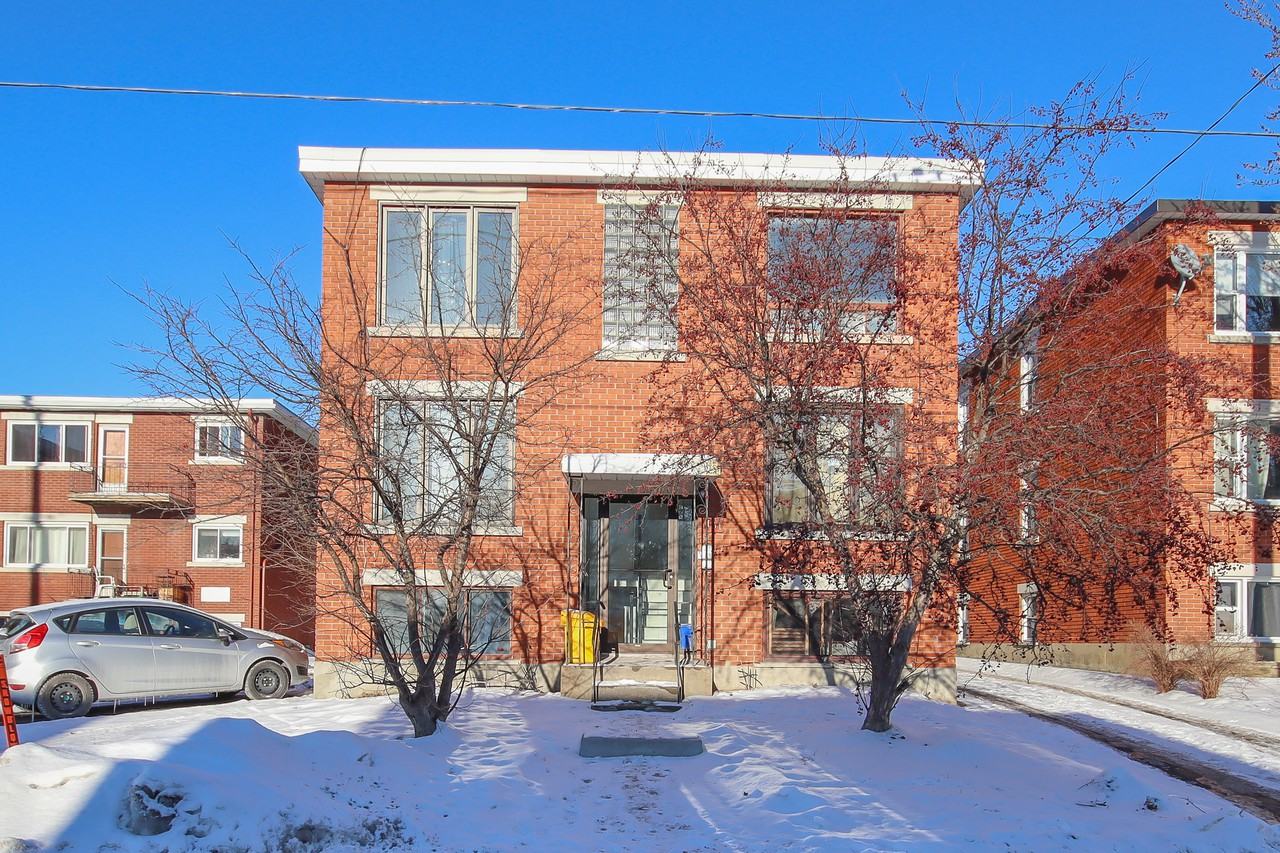 131 Jolliet Avenue Unit 3 Vanier, Ontario Apartments 131 Jolliet Ave