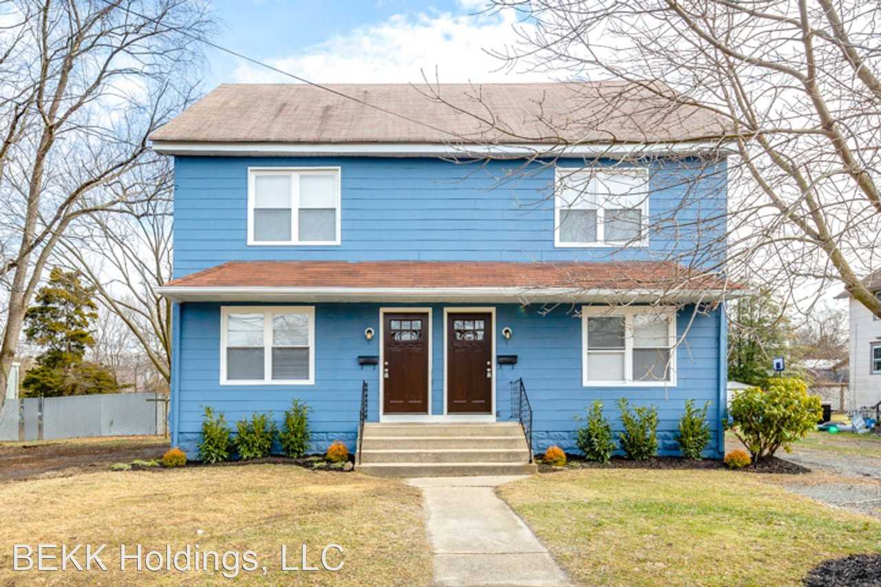 5&7 Broad St Apartments in Medford, NJ 08055 Zumper