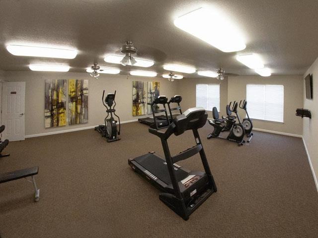 Villas of Country Club Apartments 9808 Maumelle Blvd, Maumelle, AR