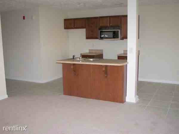 Village Chase Apartments 1527 Drakestone Ct, Fayetteville, NC 28301