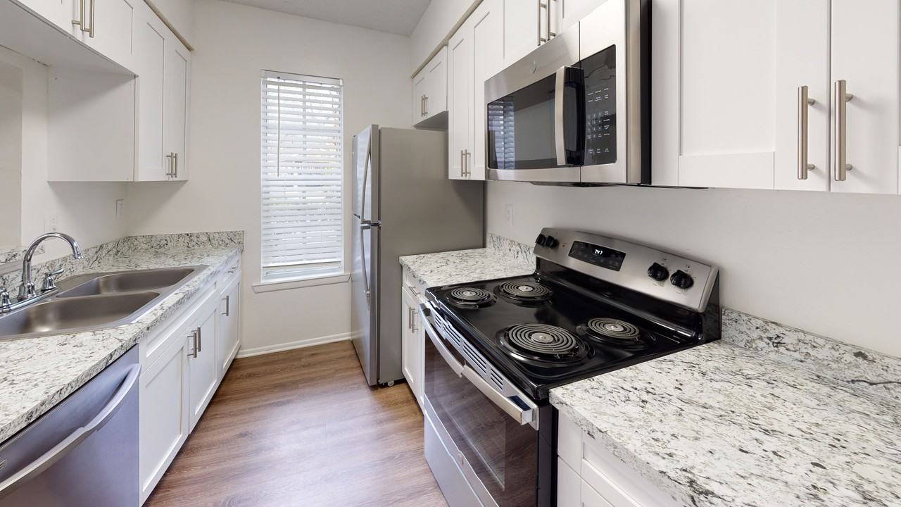 Newport Colony Apartments 1166 1166 Pointe Newport Terrace Drive