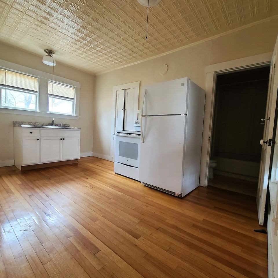 180 S Lincoln St, Keene, NH 03431, USA 2 unit Rentals Zumper