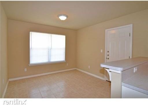 Rock Hollow Duplexes Apartments 1700 Rock Hollow Loop, Bryan, TX