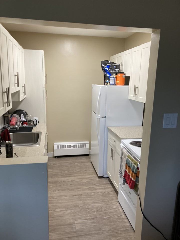 1650 Pembina Hwy, Winnipeg, MB R3T 2G3 2 Bedroom Apartment for 1,170