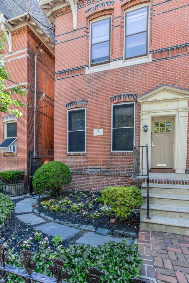 University City Associates Apartments 206 S 42nd St, Philadelphia, PA 19104 Zumper