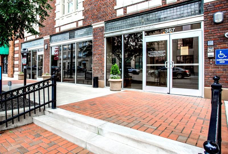 Seneca Apartments 367 E Broad St, Columbus, OH 43215 Zumper