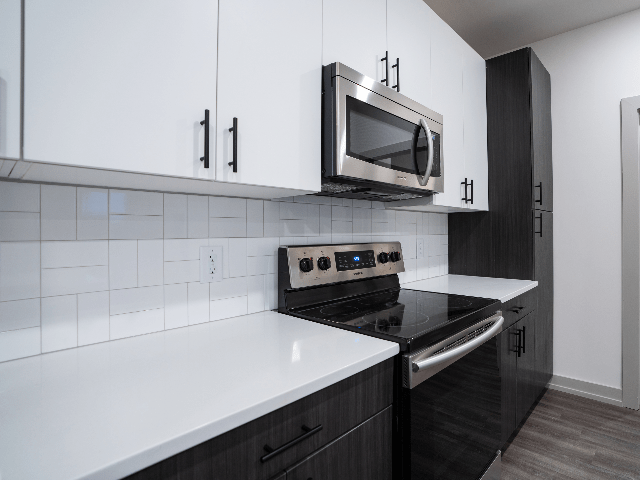 The Jolly Roger Student Apartments 1307 Cotanche St, Greenville, NC