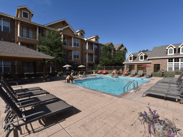 The Edge Student Housing Apartments 223 Indiana Ave, Lubbock, TX