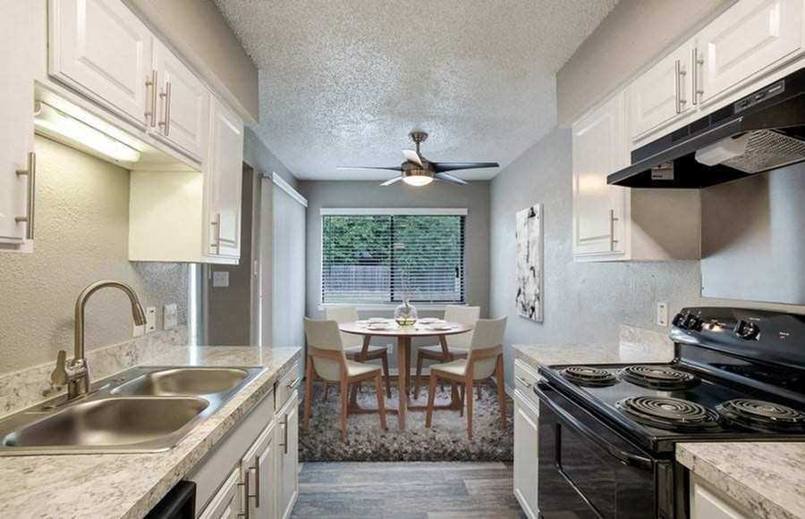 Elliot Windsprint Apartments 2305 Windsprint Way, Arlington, TX 76014