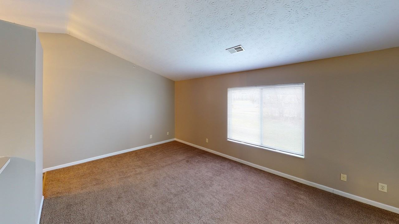 Oxford Hills Apartments 725 Rosewood Drive, Taylor Mill, KY 41015