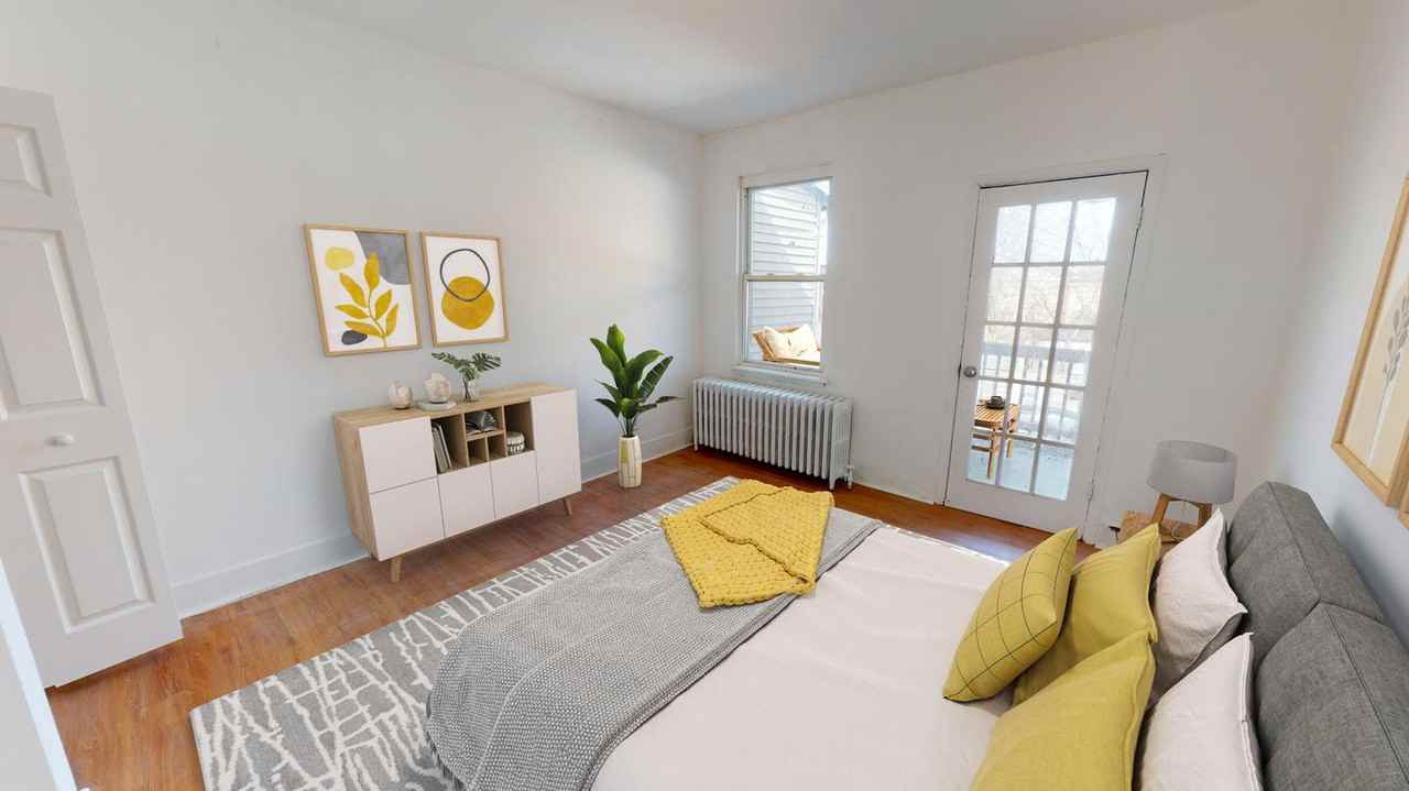 Beautifully renovated Fairlawn townhouse near Anacostia Park Apartments