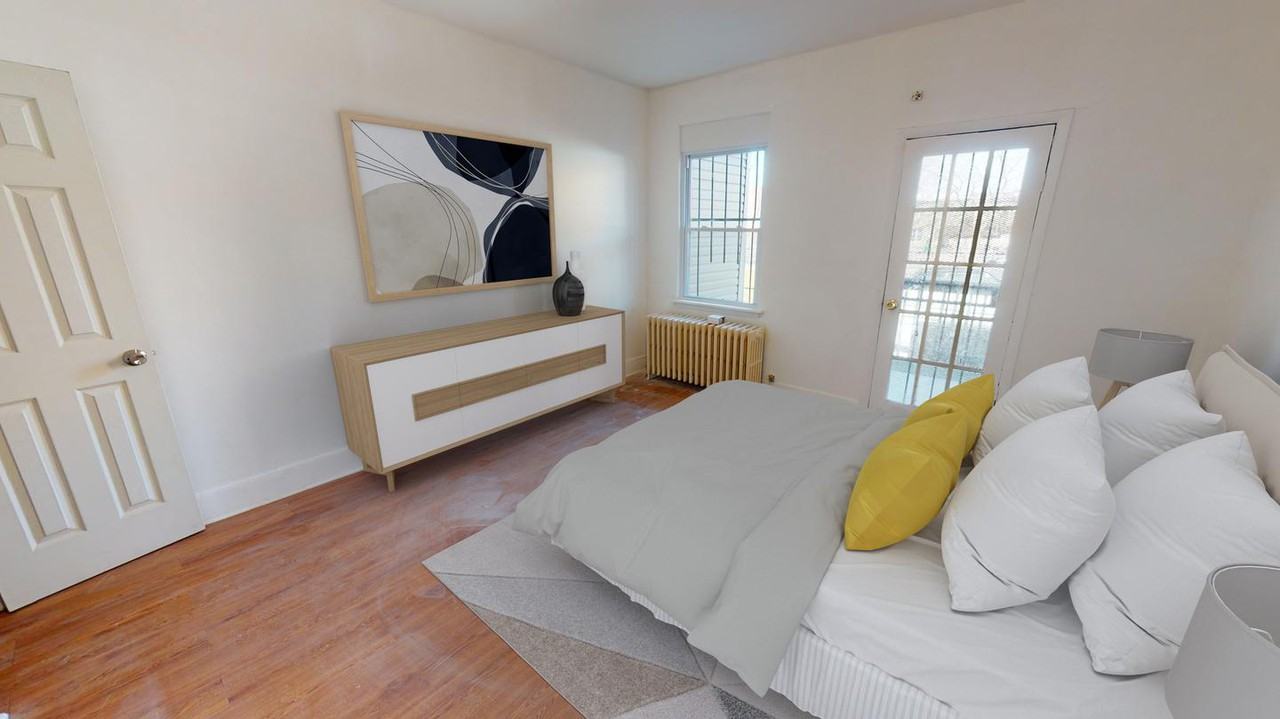 Beautifully renovated Fairlawn townhouse near Anacostia Park Apartments