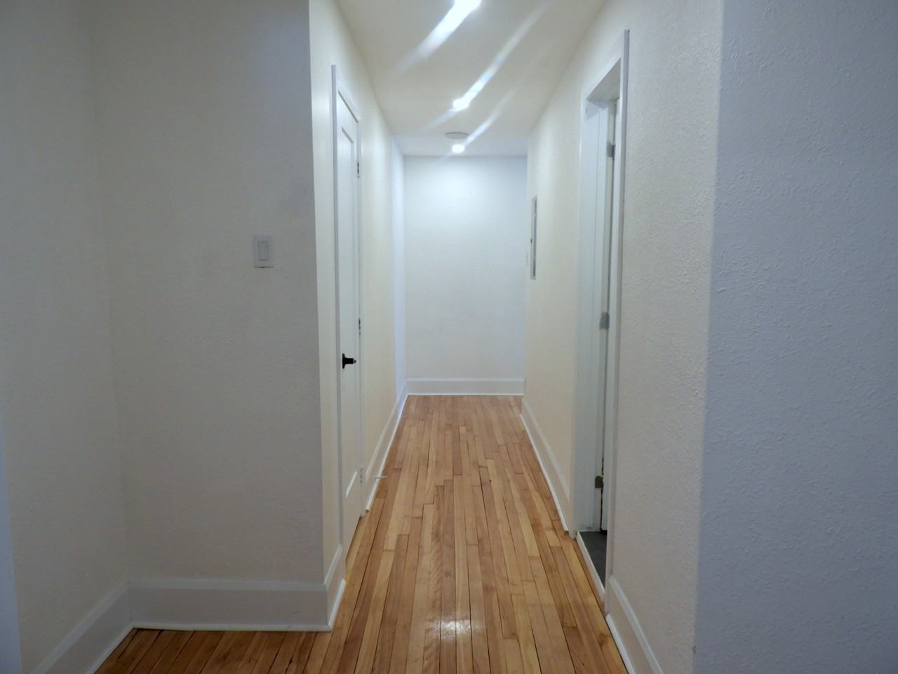 barclay Apartments 3065 Avenue Barclay, Montréal, QC H3S 1J9 Zumper