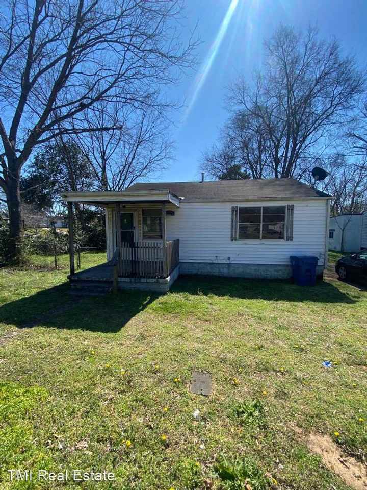 1305 Woodward Rd, Midfield, AL 35228 2 bedroom House Rental Zumper