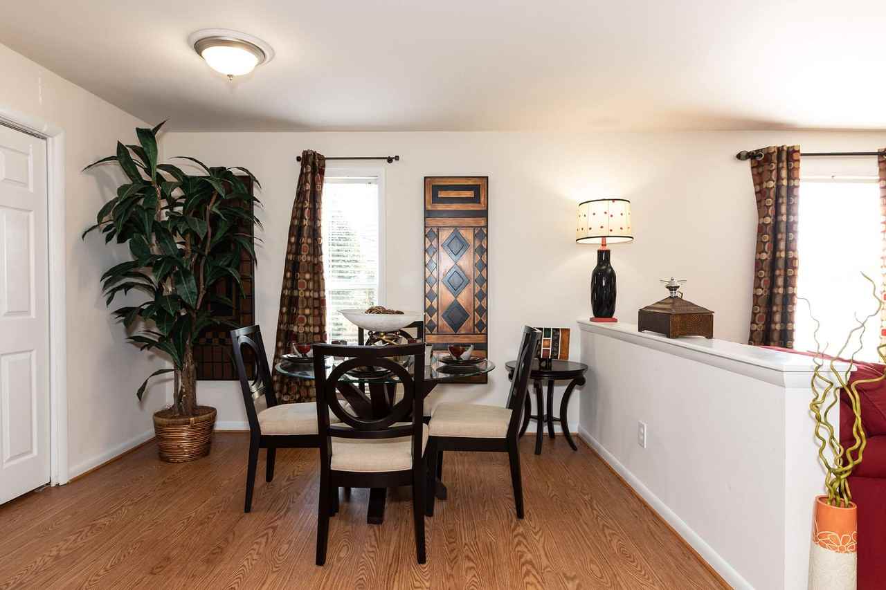 Mariners Cove Apartments 832 Blackfriars Drive, Virginia Beach, VA