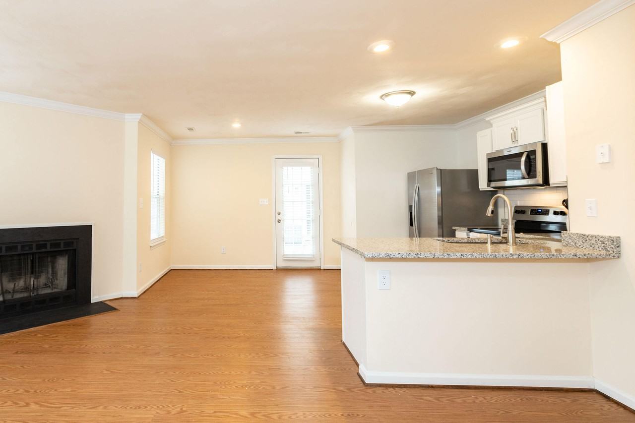 Lake Princess Anne Apartments 1400 Dewitt Way, Virginia Beach, VA