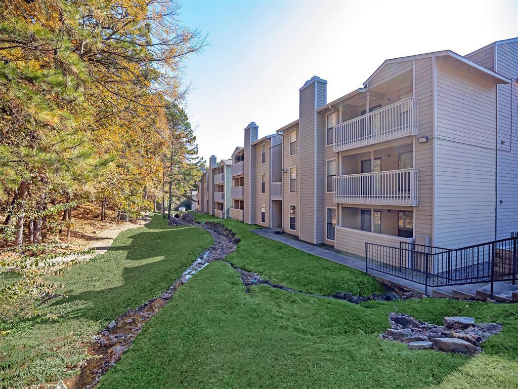 Lennox Apartments 601 Napa Valley Dr, Little Rock, AR 72211 Zumper