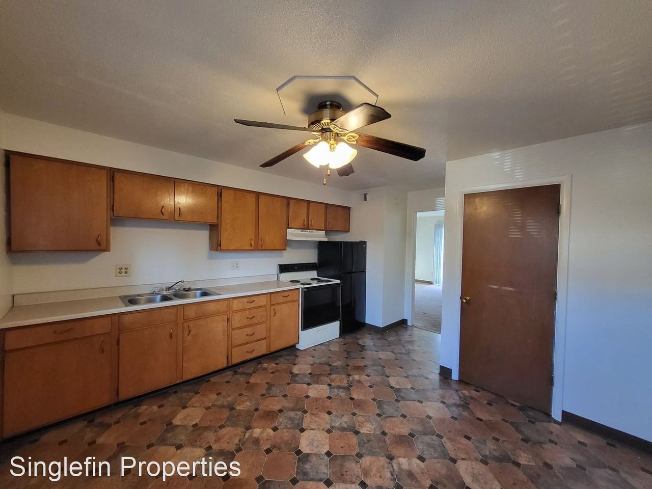 The Rockport Apartments for Rent 17304 E Susquehanna Dr, Independence