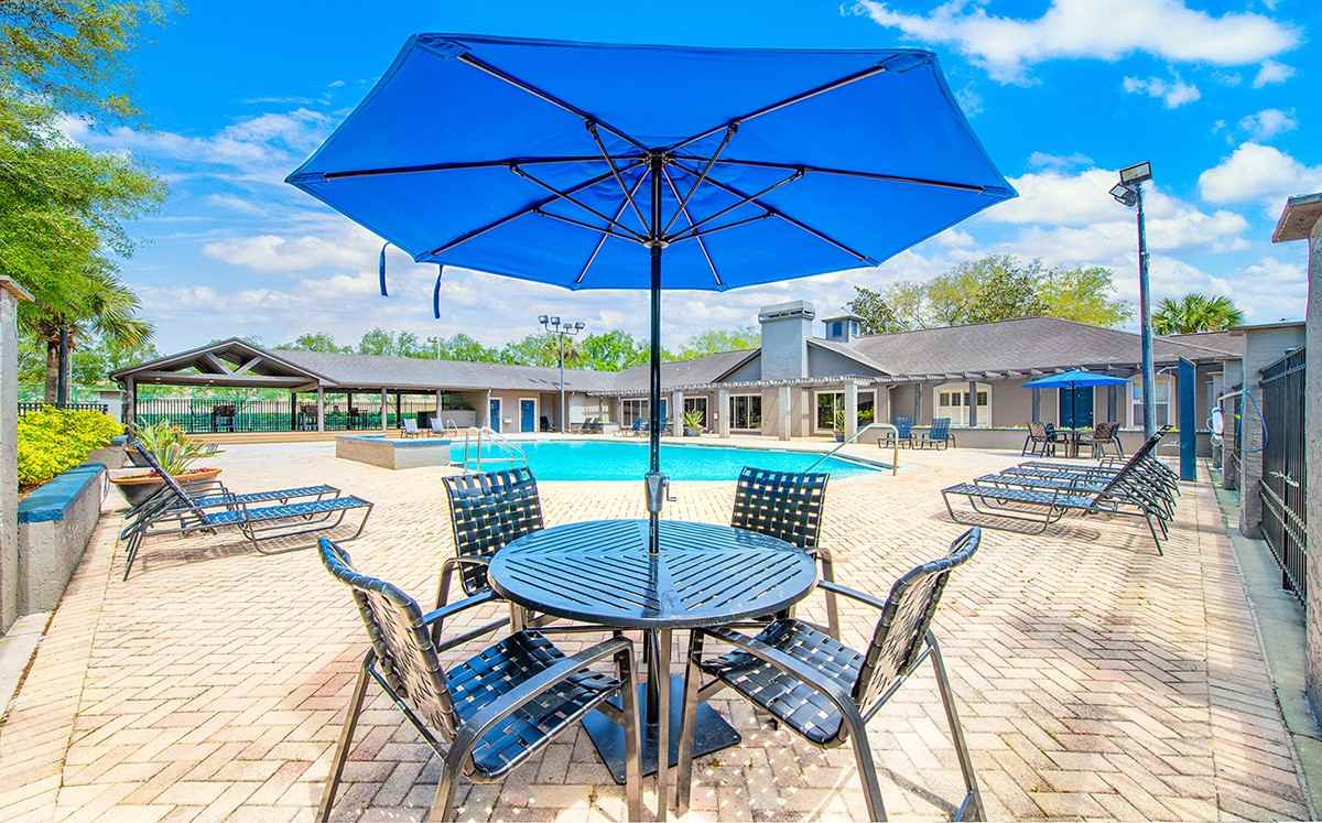 The Paddock Club Mandarin Apartments 3900 Oldfield Crossing Dr