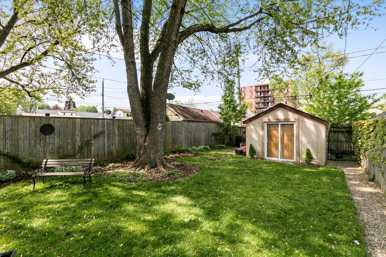 13411343 Benjamin Ave Apartments 1341 Benjamin Ave, Windsor, ON N8X