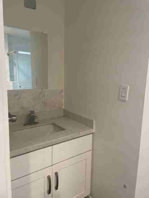 Basement Studio Apartments 20 Ellesmere Avenue, Burnaby, BC V5B 1B4