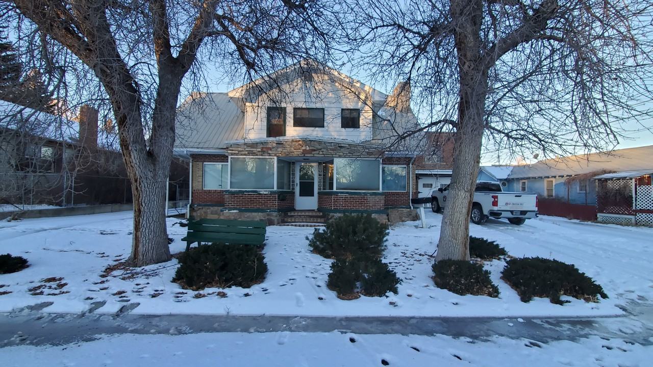 1227 14th St Apartments in Cody, WY 82414 Zumper
