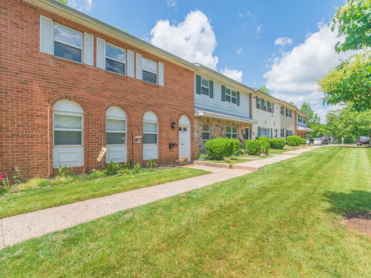 Rolling Glen Townhomes and Apartments 1531 Rolling Glen Dr, Boothwyn