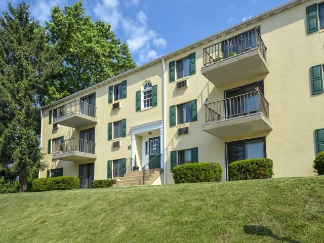 Norwood House Apartments 525 Norwood House Rd, Downingtown, PA 19335
