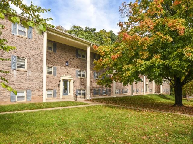 Governor Mifflin Apartments 100 Colonial Dr, Shillington, PA 19607