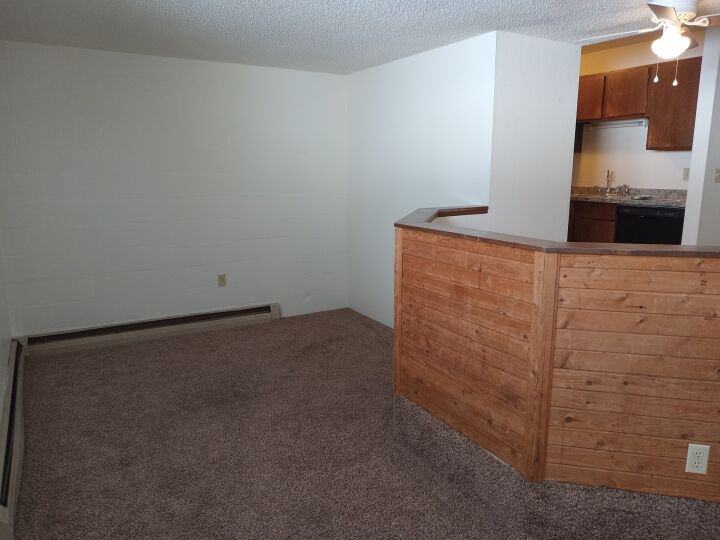 Apple Creek Apartments 2324 Rehberg Ln 1, Billings, MT 59102 Zumper