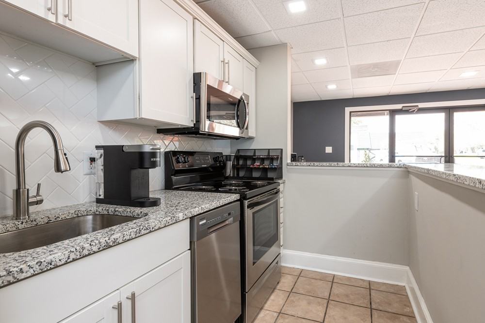 59twenty Monroe Apartments 5920 Monroe Road, Charlotte, NC 28212