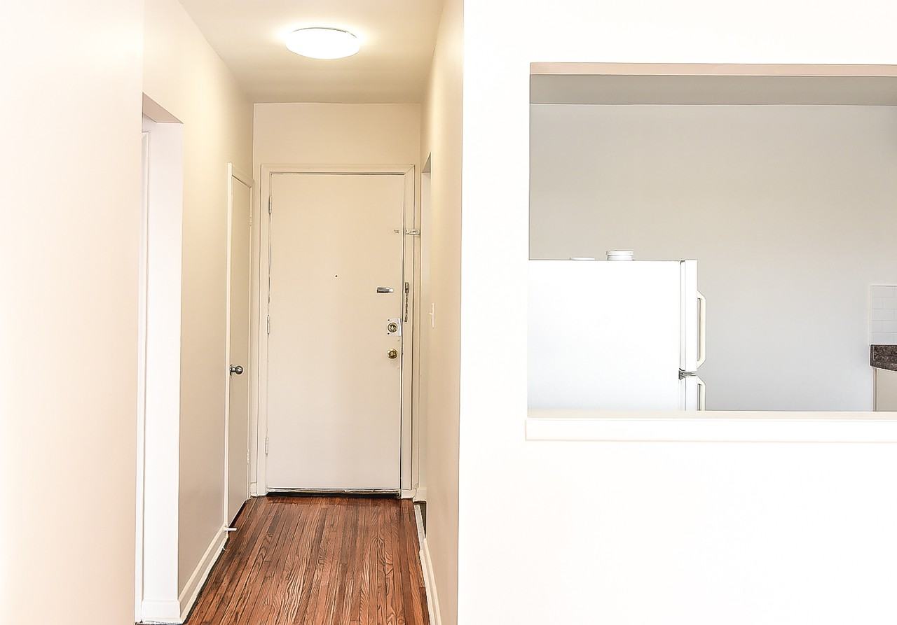 Southam Apartments 633 & 633 Upper James St., Hamilton, ON L9C 2Y9 Zumper