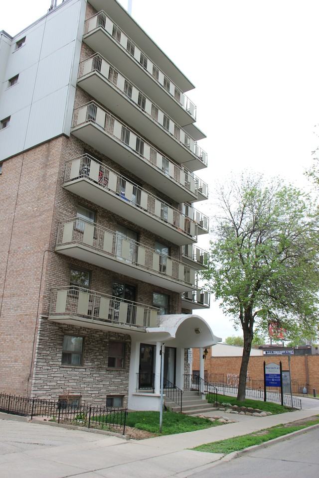 Proctor Place Apartments 12 Proctor Blvd, Hamilton, ON L8M 2M3 Zumper