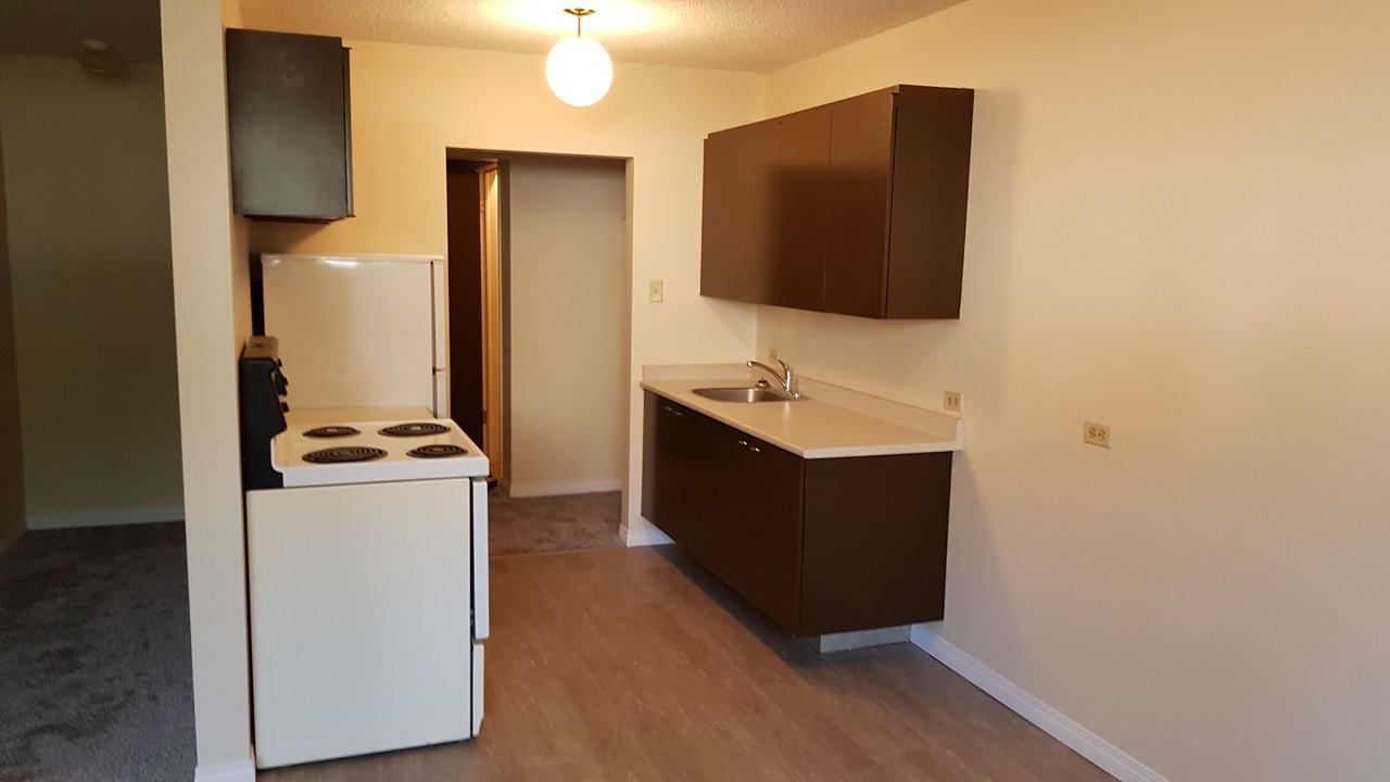 Lendrum Apartments in Brander Gardens, Edmonton, AB T6H None Zumper