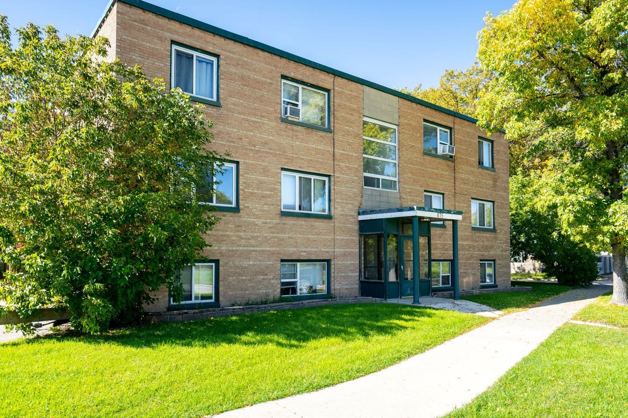 675 Thibault Street Apartments 675 Thibault St, Winnipeg, MB R2H 3B2