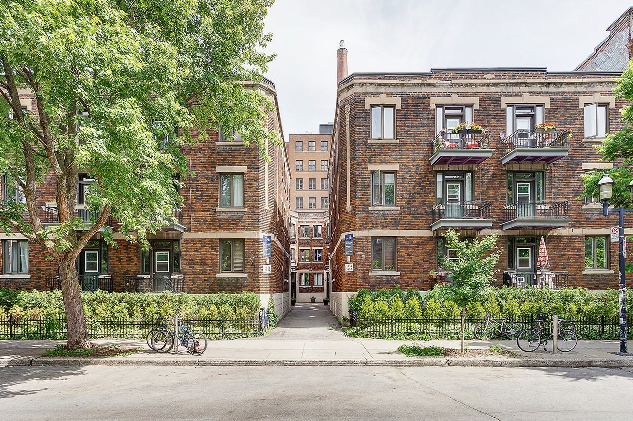 36553661 SteFamille Apartments 3655 Rue SainteFamille, Montréal