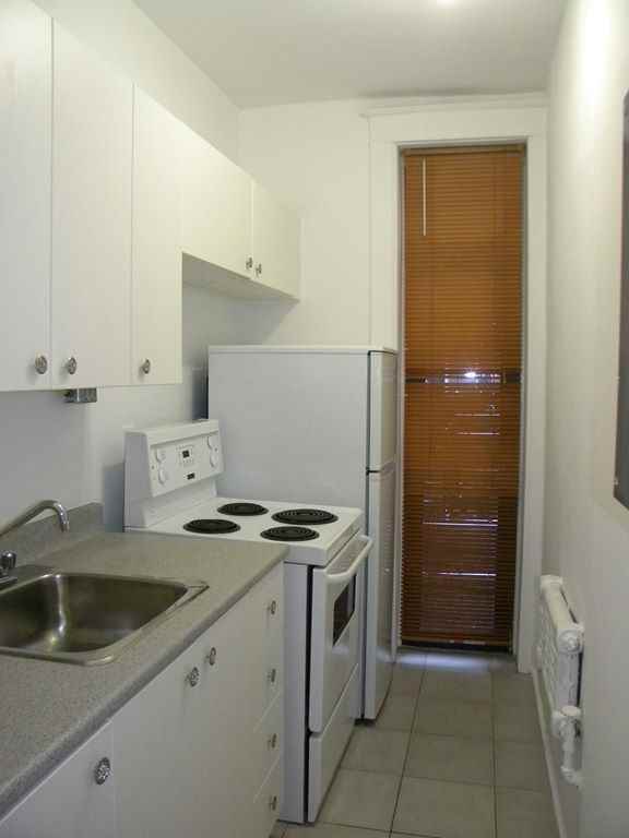 36553661 SteFamille Apartments 3655 Rue SainteFamille, Montréal