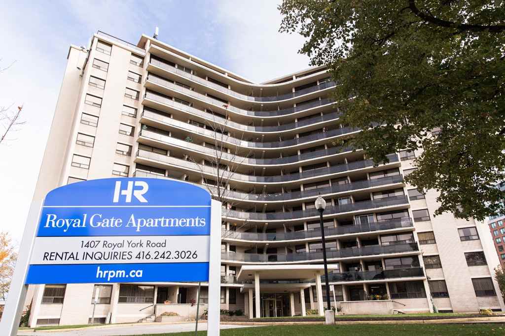 Apartment for rent at 1407 Royal York Road Apartments 1407 Royal York