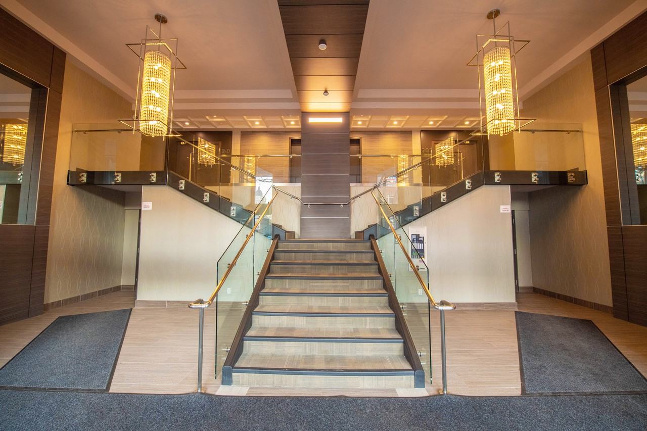 Kelly House Apartments 15 Carlton St, Winnipeg, MB R3C 1N8 Zumper