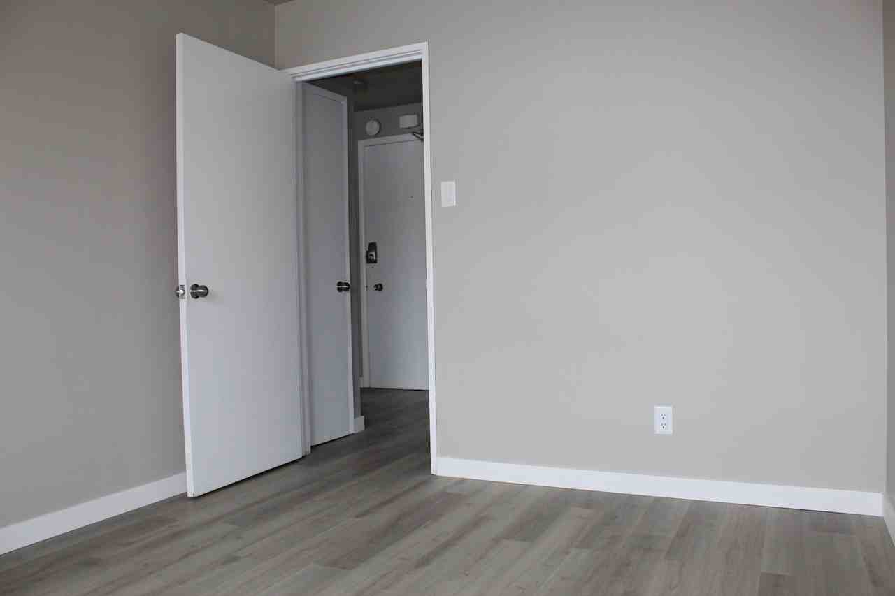 Rosedale Apartments 10959 97 St Nw, Edmonton, AB T5H 2M8 Zumper