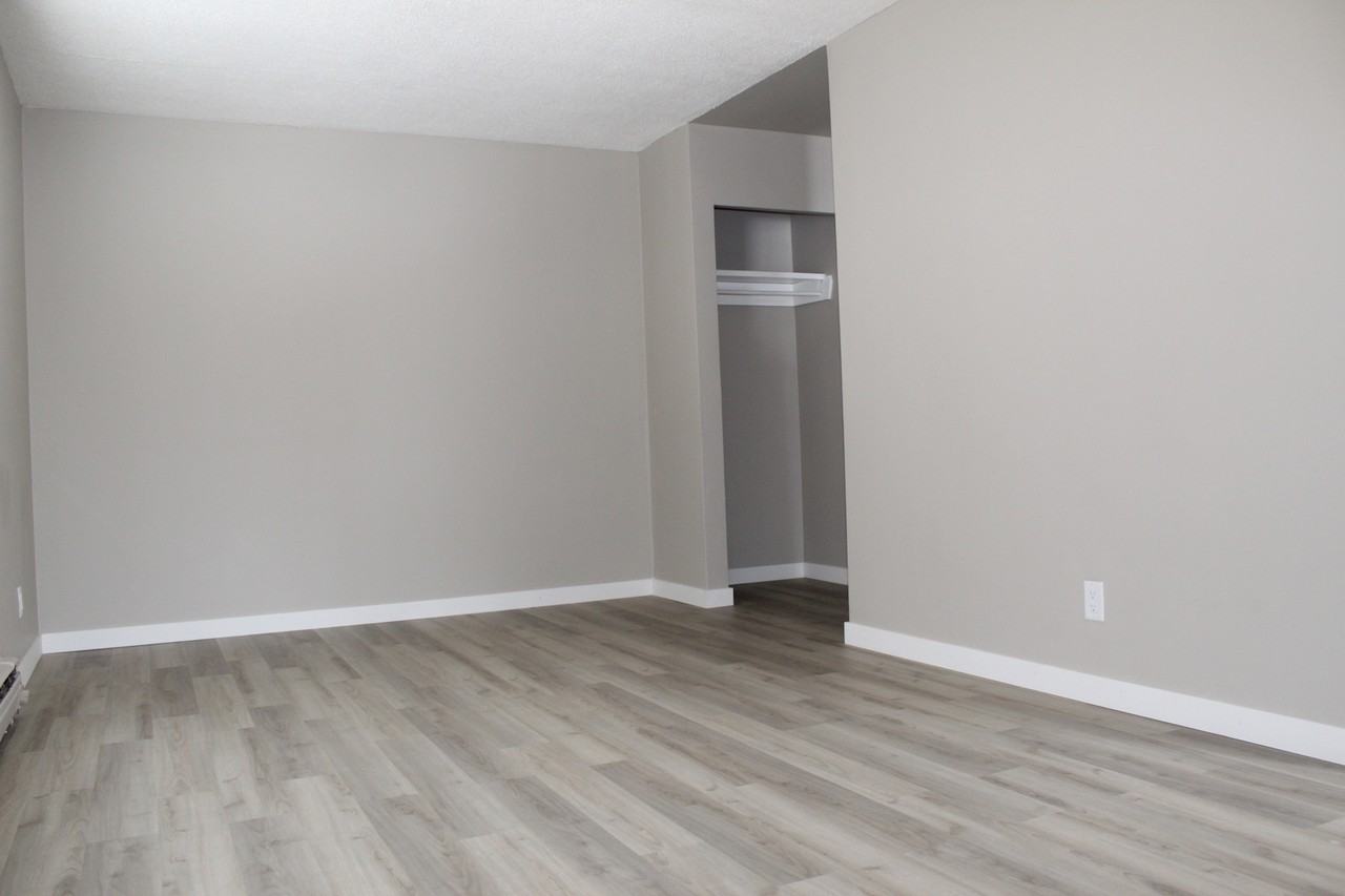 Rosedale Apartments 10959 97 St Nw, Edmonton, AB T5H 2M8 Zumper