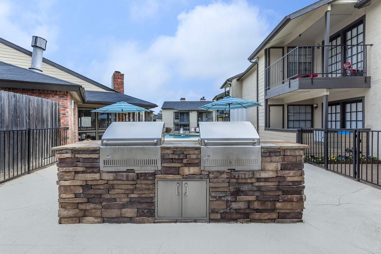 Kensington Station Apartments 2401 L Don Dodson Dr, Bedford, TX 76021